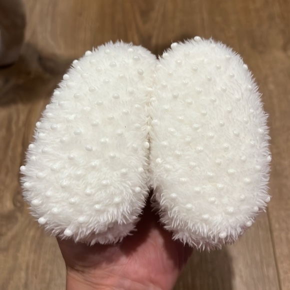 Baby slippers - Picture 2 of 2